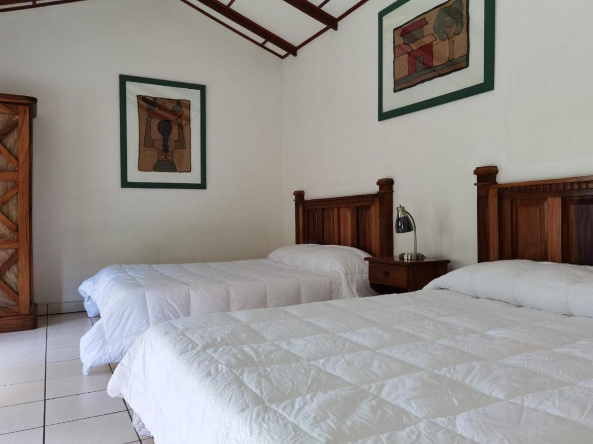 Hotel Bristol Aeropuerto Animas  외부 사진