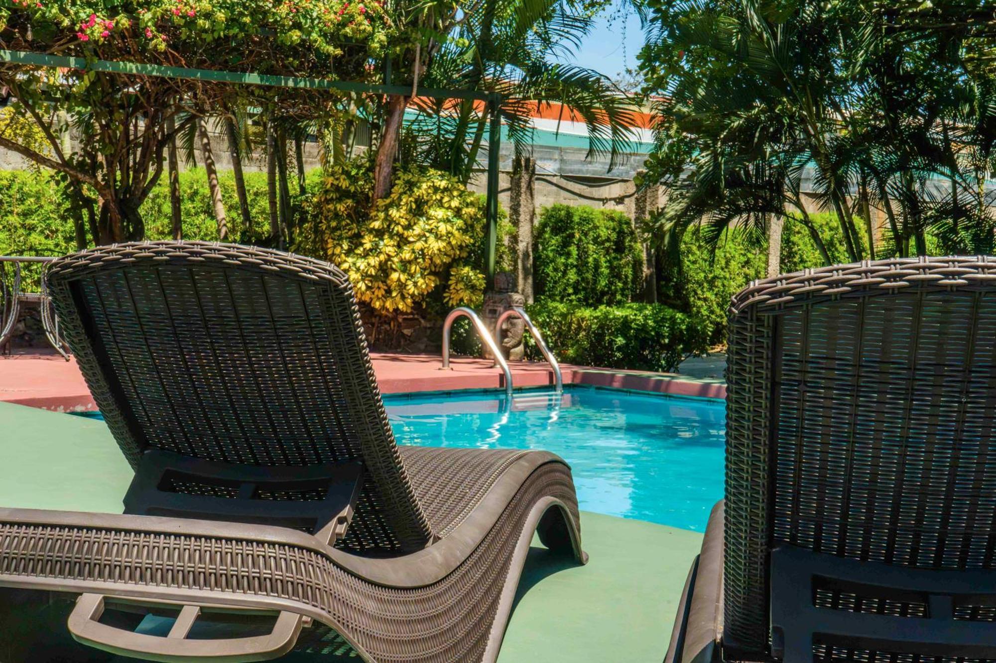 Hotel Bristol Aeropuerto Animas  외부 사진